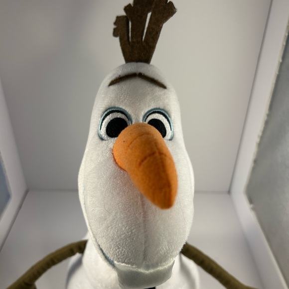 Olaf Plush Toy with Orange Nose - Picture 5 of 6